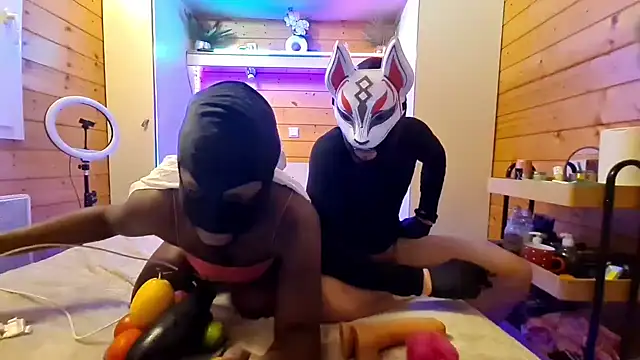 Snapshot of HairyEbonyCoupleliveporn chatting on January 17, 2026, 11:08 pm HairyEbonyCoupleliveporn online show from January 17, 2026, 11:08 pm