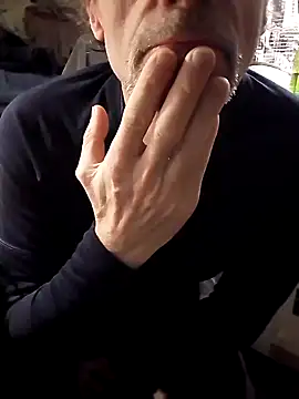 Snapshot of Quebec46 chatting on February 16, 2026, 10:18 pm Quebec46 online show from February 16, 2026, 10:18 pm