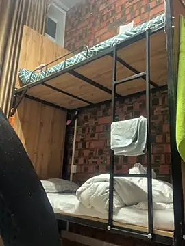 Snapshot of Sarah2127 chatting on January 8, 2026, 2:12 pm Sarah2127 online show from January 8, 2026, 2:12 pm