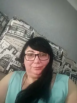 MariSwan222 online show from February 9, 2026, 9:57 pm