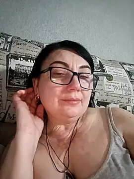 MariSwan222 online show from March 26, 2026, 9:24 pm