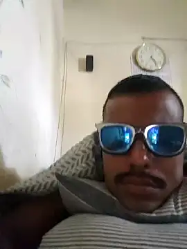 Snapshot of itsamitsing chatting on February 18, 2026, 10:55 am itsamitsing online show from February 18, 2026, 10:55 am