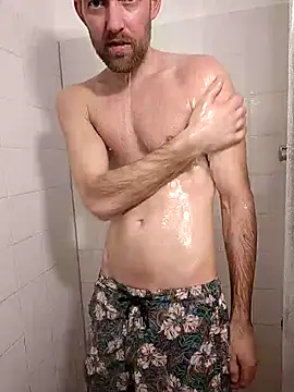 Snapshot of LC538 chatting on December 18, 2025, 6:45 pm LC538 online show from December 18, 2025, 6:45 pm