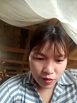 May-Ne online show from April 4, 2026, 2:07 am