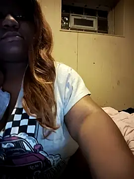 Snapshot of fatgirl012 chatting on December 15, 2025, 8:53 am fatgirl012 online show from December 15, 2025, 8:53 am