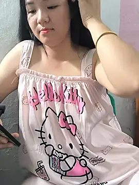 Snapshot of Sisilaydy_01 chatting on July 17, 2026, 6:27 pm Sisilaydy 01 online show from July 17, 2026, 6:27 pm