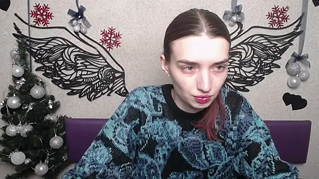 Snapshot of LisaDarcy chatting on December 17, 2025, 6:07 am LisaDarcy online show from December 17, 2025, 6:07 am