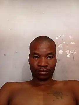 Snapshot of thabisozxz chatting on April 18, 2026, 9:44 am thabisozxz online show from April 18, 2026, 9:44 am