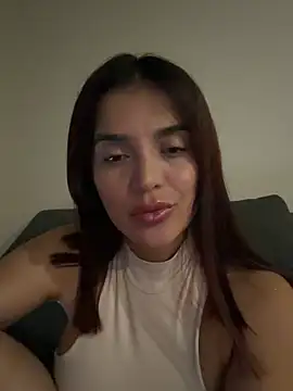 Snapshot of lara_beker chatting on May 16, 2026, 8:19 pm lara beker online show from May 16, 2026, 8:19 pm