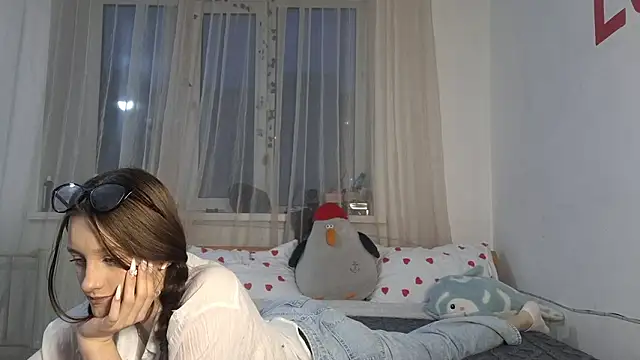 Snapshot of LisaBoddy chatting on February 9, 2026, 12:14 pm LisaBoddy online show from February 9, 2026, 12:14 pm