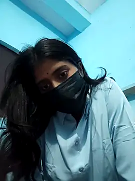 Snapshot of Aaradhya-Rani chatting on December 16, 2025, 11:03 am Aaradhya-Rani online show from December 16, 2025, 11:03 am