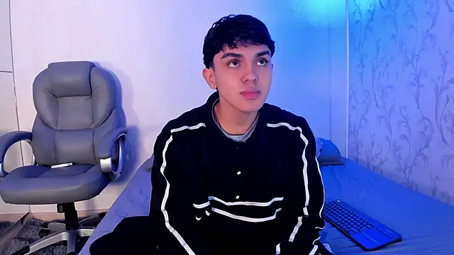  TaylorBlack online show from January 6, 2026, 11:25 am