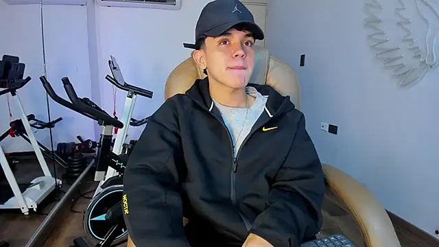  TaylorBlack online show from March 6, 2026, 11:38 am