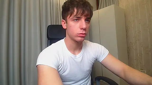 Snapshot of KellenWest chatting on January 18, 2026, 5:22 am KellenWest online show from January 18, 2026, 5:22 am