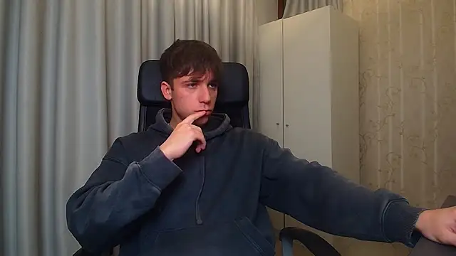 Snapshot of KellenWest chatting on January 17, 2026, 5:22 am KellenWest online show from January 17, 2026, 5:22 am