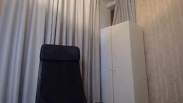 Snapshot of KellenWest chatting on February 22, 2026, 5:21 am KellenWest online show from February 22, 2026, 5:21 am