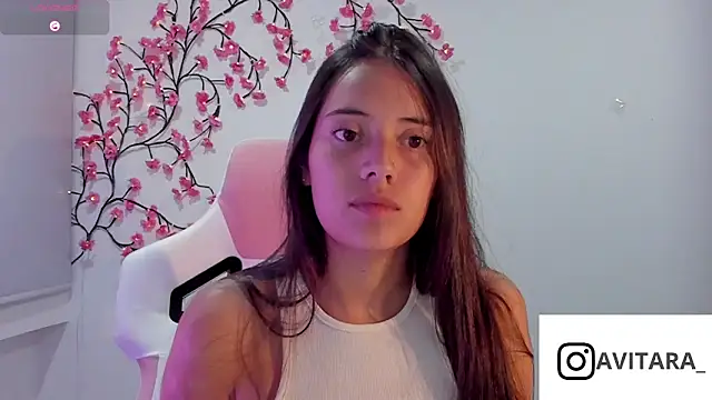 Snapshot of vanesita_ chatting on May 14, 2026, 1:02 am vanesita online show from May 14, 2026, 1:02 am