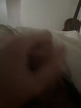 pedroemanuel19 online show from December 19, 2025, 3:36 pm