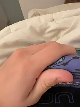 pedroemanuel19 online show from December 17, 2025, 10:15 pm