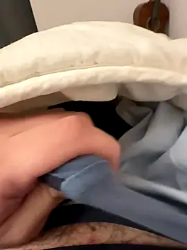 pedroemanuel19 online show from December 15, 2025, 6:25 pm