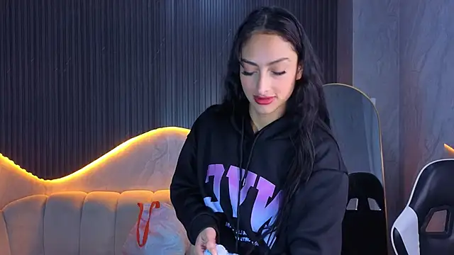 Snapshot of Tifany_Tx chatting on February 26, 2026, 12:27 pm Tifany Tx online show from February 26, 2026, 12:27 pm