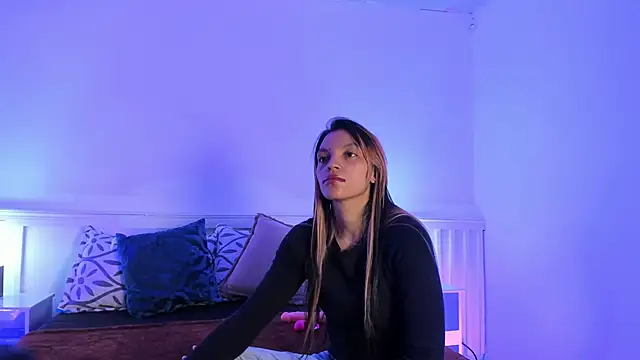 Snapshot of Ishtar_24 chatting on December 20, 2025, 11:13 am Ishtar 24 online show from December 20, 2025, 11:13 am