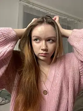 Snapshot of my_liss chatting on December 17, 2025, 6:02 pm my liss online show from December 17, 2025, 6:02 pm