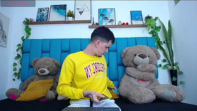 Snapshot of boy_Dirty_X chatting on February 5, 2026, 4:19 am boy Dirty X online show from February 5, 2026, 4:19 am