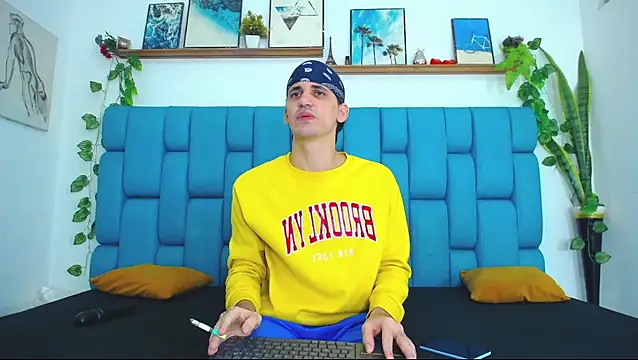 Snapshot of boy_Dirty_X chatting on January 15, 2026, 3:21 am boy Dirty X online show from January 15, 2026, 3:21 am