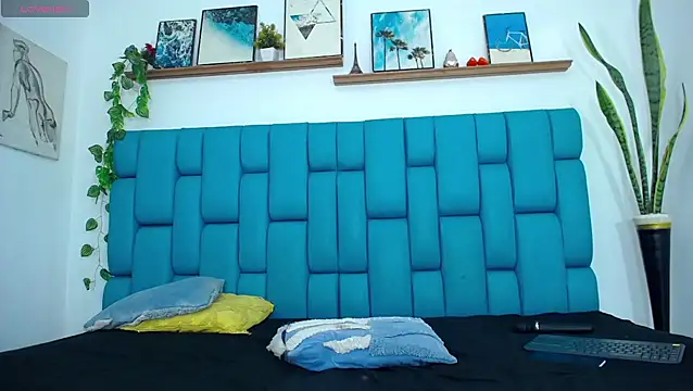 Snapshot of boy_Dirty_X chatting on December 23, 2025, 5:18 am boy Dirty X online show from December 23, 2025, 5:18 am