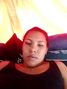 aNicoll online show from December 17, 2025, 5:07 pm