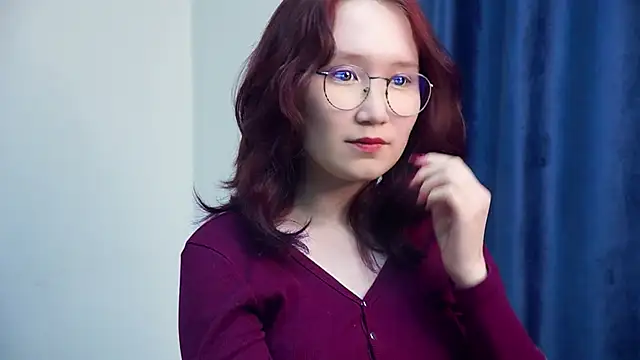 MarilouFlipp online show from December 17, 2025, 2:44 pm