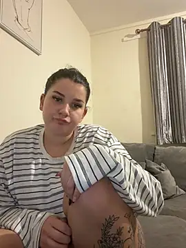 Snapshot of laceyblackx chatting on February 16, 2026, 8:51 pm laceyblackx online show from February 16, 2026, 8:51 pm