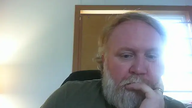 Snapshot of Ginger_Daddy chatting on December 17, 2025, 6:46 pm Ginger Daddy online show from December 17, 2025, 6:46 pm