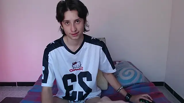 Snapshot of cirosky_elchicopolla chatting on February 7, 2026, 4:26 pm cirosky elchicopolla online show from February 7, 2026, 4:26 pm