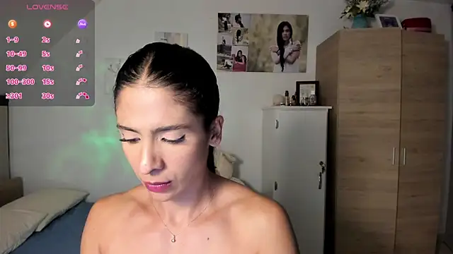 Snapshot of VEROSlen- chatting on February 20, 2026, 2:41 am VEROSlen- online show from February 20, 2026, 2:41 am