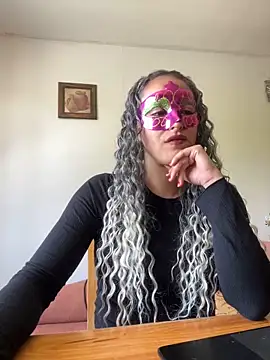 Rachelfrozono online show from December 16, 2025, 2:32 pm