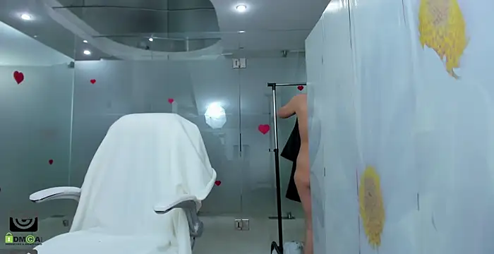 Snapshot of missdominna chatting on February 24, 2026, 4:02 am missdominna online show from February 24, 2026, 4:02 am