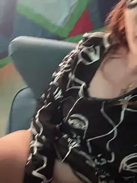 JessicaQueenFire online show from April 23, 2026, 12:29 pm