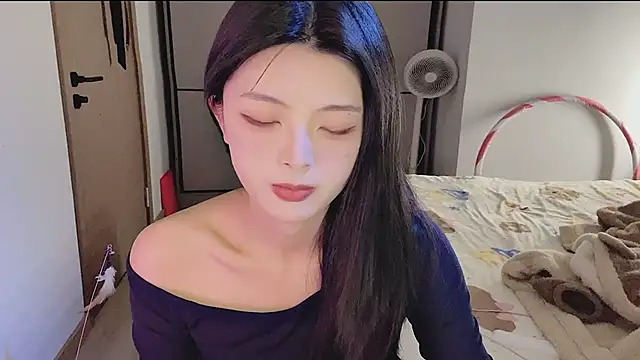 Snapshot of Koikoi___ chatting on December 22, 2025, 1:44 pm Koikoi online show from December 22, 2025, 1:44 pm