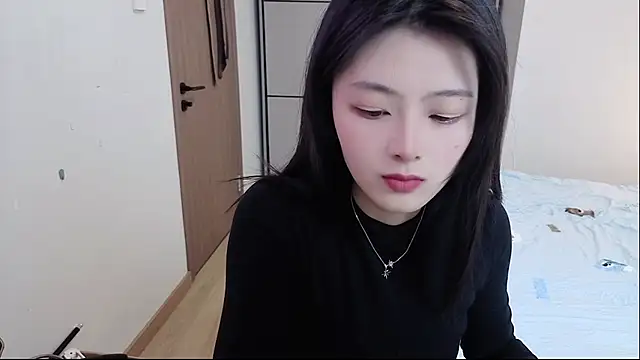 Snapshot of Koikoi___ chatting on January 12, 2026, 1:56 am Koikoi online show from January 12, 2026, 1:56 am