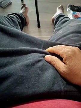 joaquinvaladez online show from April 5, 2026, 8:48 pm