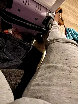 Snapshot of joaquinvaladez chatting on January 17, 2026, 7:01 am joaquinvaladez online show from January 17, 2026, 7:01 am