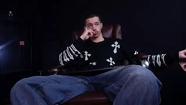 Snapshot of KaydenDrew chatting on January 12, 2026, 5:14 am KaydenDrew online show from January 12, 2026, 5:14 am