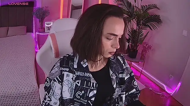 Snapshot of Dayana_Foxy chatting on December 18, 2025, 8:08 am Dayana Foxy online show from December 18, 2025, 8:08 am