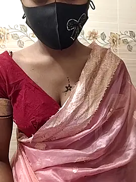 Snapshot of Puspita-Ray chatting on December 18, 2025, 1:59 pm Puspita-Ray online show from December 18, 2025, 1:59 pm