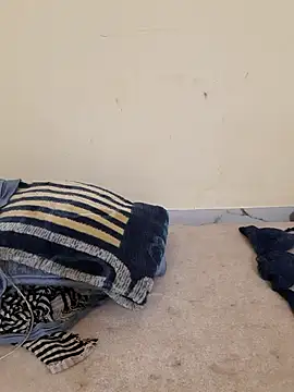 Geeta rani79 online show from March 29, 2026, 2:13 am