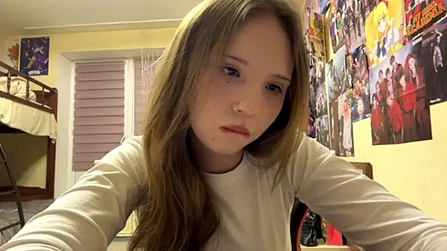 Snapshot of Princessofcashe chatting on February 8, 2026, 6:05 pm Princessofcashe online show from February 8, 2026, 6:05 pm