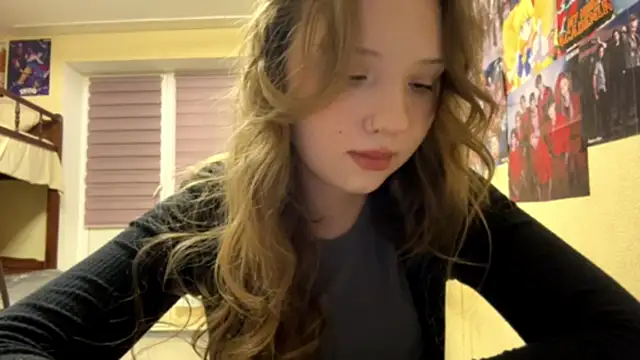 Snapshot of Princessofcashe chatting on January 18, 2026, 4:10 pm Princessofcashe online show from January 18, 2026, 4:10 pm