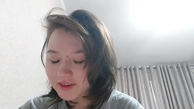 VelmaMaasch online show from February 6, 2026, 5:47 am